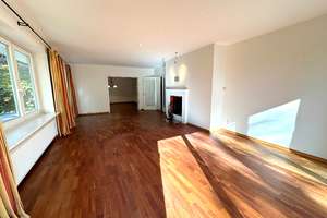 Großzügiges und charmantes Einfamilienhaus in ruhiger Anliegerstraße im grünen Duvenstedt  
 – Die vollständige Adresse der Immobilie erhältst du vom Anbieter., 22397 Duvenstedt, Hamburg – Vorschaubild 4
