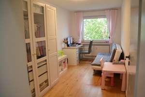 Provisionsfrei: Großzügige 4-Zimmer-Wohnung mit Balkon & Stellplatz in Neu-Ulm-Ludwigsfeld – Die vollständige Adresse der Immobilie erhältst du vom Anbieter., 89231 Neu-Ulm – Vorschaubild 6