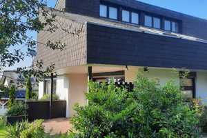 Geräumiges, günstiges 8-Zimmer-Einfamilienhaus mit Einliegerwohnungin Morbach – Brahmsstraße 1, 54497 Bernkastel-Wittlich (Kreis) – Vorschaubild 1