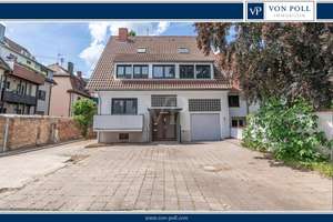 Familienfreundliche Doppelhaushälfte mit großem Grundstück und Potenzial
Ruhige Stadtlage, viel Woh