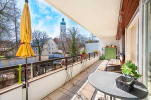 Sofort bezugsfreie & Helle 3-Zi.-Wohnung mit Sonniger Süd-Loggia und großem Hobbyraum – München – Vorschaubild 2