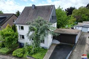 Attraktives Zweifamilienhaus mit viel Raum und traumhafter Wohnlage! – Die vollständige Adresse der Immobilie erhältst du vom Anbieter., 52076 Brand, Aachen – Vorschaubild 3