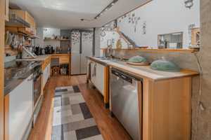 Ruhig gelegenes Stadthaus mit Flair & Dachterrasse – nur bei realunis – Heidelberg – Vorschaubild 7