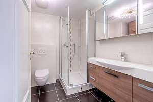Eigener Strandzugang: Penthouse-Maisonette an der Elbe! – Die vollständige Adresse der Immobilie erhältst du vom Anbieter., 22605 Othmarschen, Hamburg – Vorschaubild 13