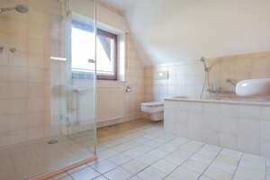 Seltene Gelegenheit in Bielefeld-Hoberge: 
Einfamilienhaus mit Einliegerwohnung auf Traumgrundstück – Die vollständige Adresse der Immobilie erhältst du vom Anbieter., 33619 Dornberg, Bielefeld – Vorschaubild 11