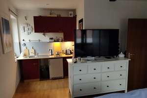 kleine 1 Zimmer Wohnung mit großer Küche und Balkon – Die vollständige Adresse der Immobilie erhältst du vom Anbieter., 53225 Beuel-Mitte, Bonn – Vorschaubild 2