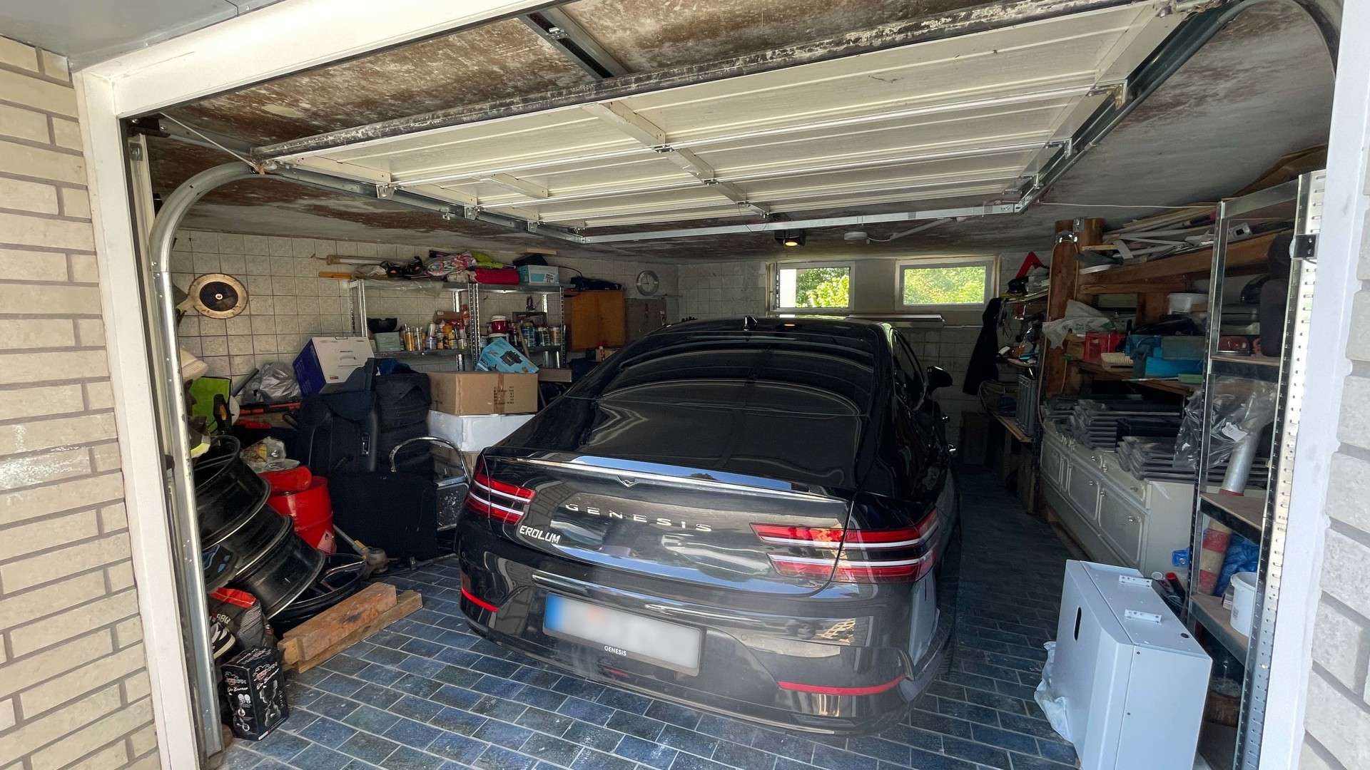 Immobilie in Hennef (Sieg) - Gepflegtes, verklinkertes Zweifamilienhaus mit zwei Garagen und PV-Anlage in Hennef-Blankenberg! - Bild 4