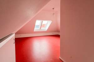 Familienfreundliche DHH mit 7 Zimmern in Germering mit 124 m² Wohnfläche (W/NFl. 178m²).  – Die vollständige Adresse der Immobilie erhältst du vom Anbieter., 82110 Germering – Vorschaubild 19