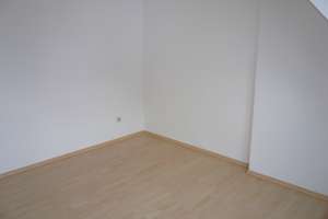 3-Zimmer Maisonette-Whg. Erstbezug nach Modernisierung, Nähe ehem.Zuckerfabrik – 93055 Ostenviertel, Regensburg – Vorschaubild 12