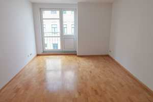 Bezugsfrei!!! 2-Raum-Wohnung mit EBK, gutem Schnitt, Aufzug und Tiefgarage in Leipzig-West – Leipzig – Vorschaubild 2