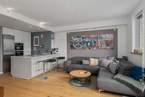 Property thumbnail 2