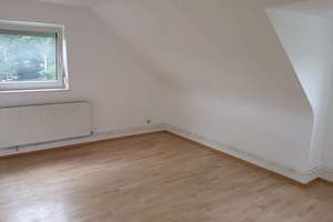 Helle 3,5-Zimmer-Altbauwohnung im Stuttgarter Westen mit schönem Ausblick & sehr guter Anbindung – Botnanger Straße 2, 70193 Kräherwald, Stuttgart – Vorschaubild 10