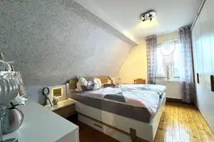 Freistehendes Einfamilienhaus mit Altbaucharme und großzügigem Garten – Miltenberg (Kreis) – Vorschaubild 19