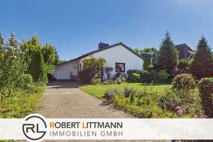 Gepflegter Bungalow mit großem Grundstück und Entwicklungspotenzial in Bremen