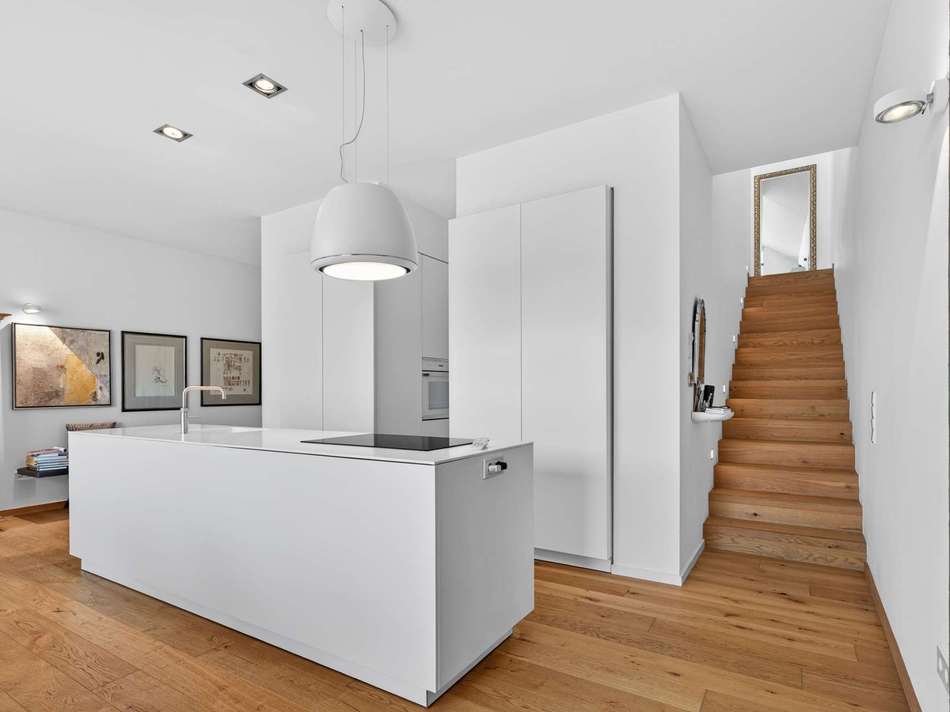 Wohnhaus Küche/Treppenaufgang