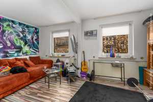 Property thumbnail 7