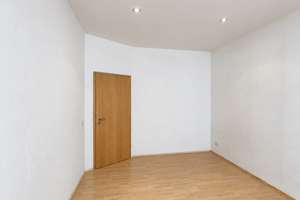 2-Raum-Wohnung mit Balkon und Stellplatz – Wohnen im Leipziger Südosten - Denkmalgeschütztes Objekt – 4299 Stötteritz, Leipzig – Vorschaubild 7