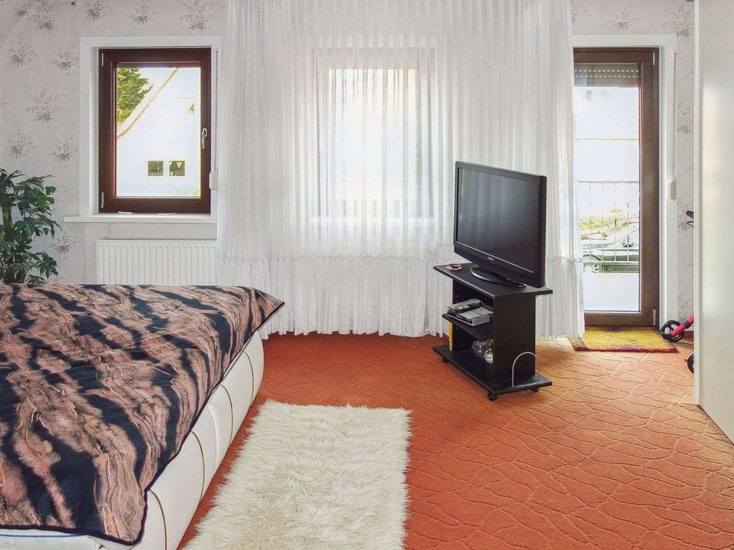 Immobilie in Helse - Gepflegtes Einfamilienhaus mit großer Garage in guter Wohnlage in Marne - Bild 4