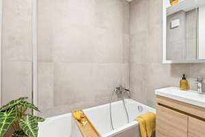 Lichtdurchflutet, traumhaft modernisiert und direkt an den Weinbergen – Die vollständige Adresse der Immobilie erhältst du vom Anbieter., 70329 Obertürkheim (Ortsteil), Stuttgart – Vorschaubild 12