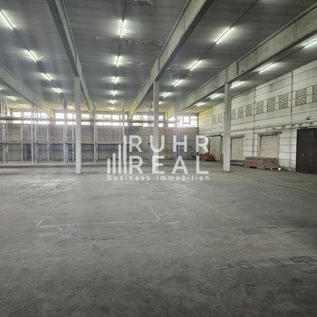 Ideale Lagerhalle mit Rampen direkt an der A30 | RUHR REAL 