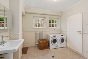 Property thumbnail 35