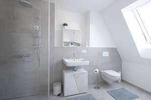 Walking on Sunshine! 4-Zimmer-Neubauwohnung mit 2 Balkonen, Einbauküche, TG-Stellplatz – Hördtstraße 8, 70435 Zuffenhausen-Mitte, Stuttgart – Vorschaubild 10