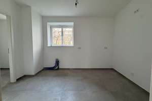 Attraktive 3-Zimmer-Erdgeschosswohnung mit Terrasse & Ankleide – Weintorstraße 12, 55116 Altstadt, Mainz – Vorschaubild 3