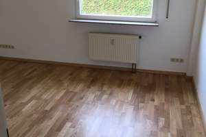 Schöner Bungalow in Sachsenhausen mit Parkett ,EBK, Terrasse, KFZ Stellplatz – 60598 Sachsenhausen-Süd, Frankfurt am Main – Vorschaubild 10
