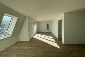 Helle attraktive 5-Zimmer-DG-Wohnung mit EBK und Loggia – Die vollständige Adresse der Immobilie erhältst du vom Anbieter., 49074 Innenstadt, Osnabrück – Vorschaubild 3