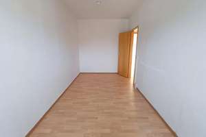 Helle 3-Zimmer-Wohnung mit Balkon in Schmalkalden – Allendestraße 71, 98574 Schmalkalden – Vorschaubild 12
