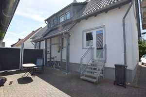 Schöne, gepflegte Doppelhaushälfte mit idyllischem Garten, Keller + Carport. – Wolfsburg – Vorschaubild 13