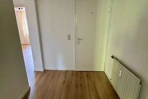 Attraktive voll renovierte Zweizimmerwohnung nebst Balkon und City Flair – Hilde-Sherman-Zander Straße 13, 41061 Gladbach, Mönchengladbach – Vorschaubild 2