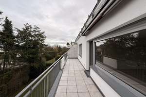 Der Preis ist heiß!! *4 Zimmer*2 Bäder*XL-Balkon*Tiefgarage*E-Bredeney – Alfredstr.  0, 45133 Bredeney, Essen – Vorschaubild 3