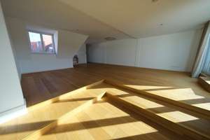 Einzigartiges Dachgeschoss in Berlin – Wohnen mit Potenzial – Die vollständige Adresse der Immobilie erhältst du vom Anbieter., 10715 Wilmersdorf, Berlin – Vorschaubild 10
