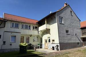 teilsanierter Vierseitenhof mit großem Grundstück und Gartenidylle – Hauptstraße 84, 99887 Hohenkirchen – Vorschaubild 1