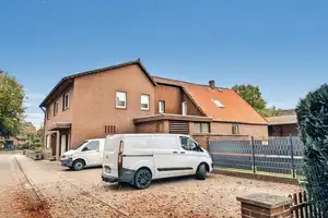 Attraktives Wohn- und Geschäftshaus in zentraler Lage – Heidekreis – Vorschaubild 2