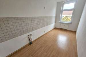 Super 2- Zimmerwohnung in Buckau inkl. Tageslichtbad mit Wanne + Abstellraum + Laminat & Fliesen – Schönebecker Str. 47, 39104 Buckau, Magdeburg – Vorschaubild 5