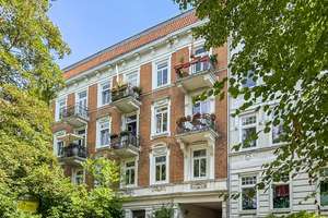 Altbaucharme mit Südwestbalkon – 3 Zimmer im Generalsviertel