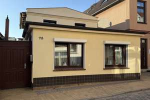 Gelegenheit am Meer: Mehrfamilienhaus in Warnemünde, 150m zum Strand + Provisionsfrei zu verkaufen