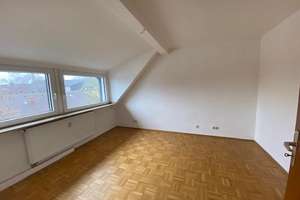 Großzügige Dachgeschoßwohnung - viel Platz für die junge Familie – Waterloostr. 49, 45141 Nordviertel, Essen – Vorschaubild 3