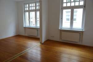 2-Zimmer Wohnung im 1. OG mit Balkon in Heidelberg-Neuenheim – Die vollständige Adresse der Immobilie erhältst du vom Anbieter., 69120 Neuenheim, Heidelberg – Vorschaubild 1