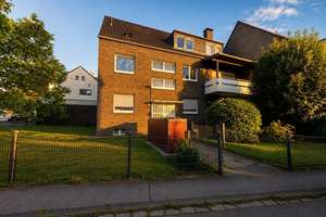 Gepflegte Dachgeschosswohnung mit wenig Treppen!


 – 45475 Dümpten, Mülheim an der Ruhr – Vorschaubild 8