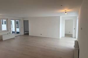 Großzügige Haus-in-Haus-Wohnung mit 328 m², eigenem Eingang und Tiefgarage in Düsseldorf – Klosterstraße 58b, 40211 Stadtmitte, Düsseldorf – Vorschaubild 17