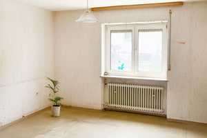 Ländlicher 3-Seiten-Hof zur Sanierung – Wohnhaus, Hofareal, Stallungen und 5.000 m² Wald! – Neustadt a.d. Aisch-Bad Windsheim (Kreis) – Vorschaubild 8