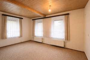 Eigennutzung oder Kapitalanlage! Mehrfamilienhaus mit 3 Wohneinheiten in Dresden-Dölzschen – Die vollständige Adresse der Immobilie erhältst du vom Anbieter., 1187 Naußlitz, Dresden – Vorschaubild 3