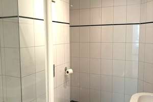 * WOHNEN NAHE SCHLOßSTRAßE: REPRÄSENTATIVER NEUBAU MIT EINBAUKÜCHE, PARKETT, BALKON & 2 BÄDERN! * – 12163 Steglitz, Berlin – Vorschaubild 11