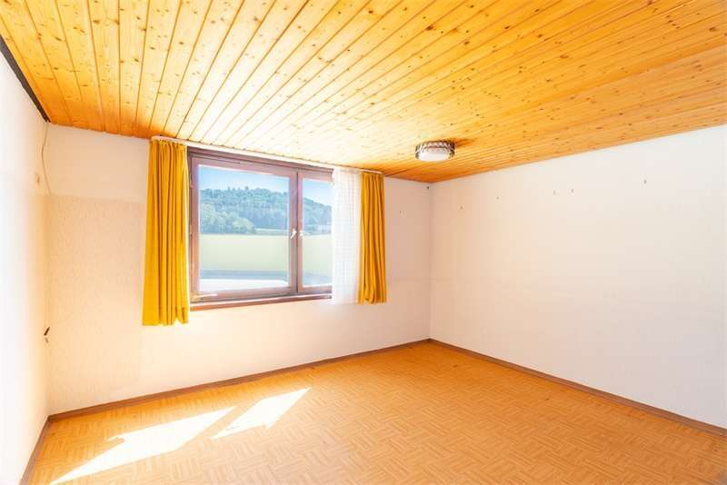 Immobilie in Vogtsburg im Kaiserstuhl - Für die Großfamilie im Herzen des Kaiserstuhls! - Bild 0