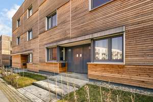 Kompates Stadthaus mit klarer Struktur | 5 Zimmer | ca. 137 m² | Ost-Terrasse – Lüdersworth 33, 30539 Bemerode, Hannover – Vorschaubild 1