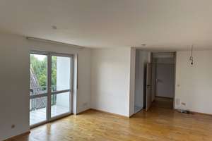 Lauffen a.N.: Helle 2-Zi.-Südwohnung mit Balkon & Aufzug – provisionsfrei – Klosterhof 1, 74348 Lauffen am Neckar – Vorschaubild 4