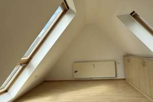 Alltagstaugliche 3-Zimmer-Maisonette-Wohnung in Hamburg Bramfeld – Die vollständige Adresse der Immobilie erhältst du vom Anbieter., 22177 Bramfeld, Hamburg – Vorschaubild 11